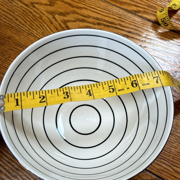 Thyme & Table bowl. White, black stripes, gold edge.  Great condition - Picture 7 of 7